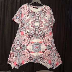 Multi color shirt size 2xl